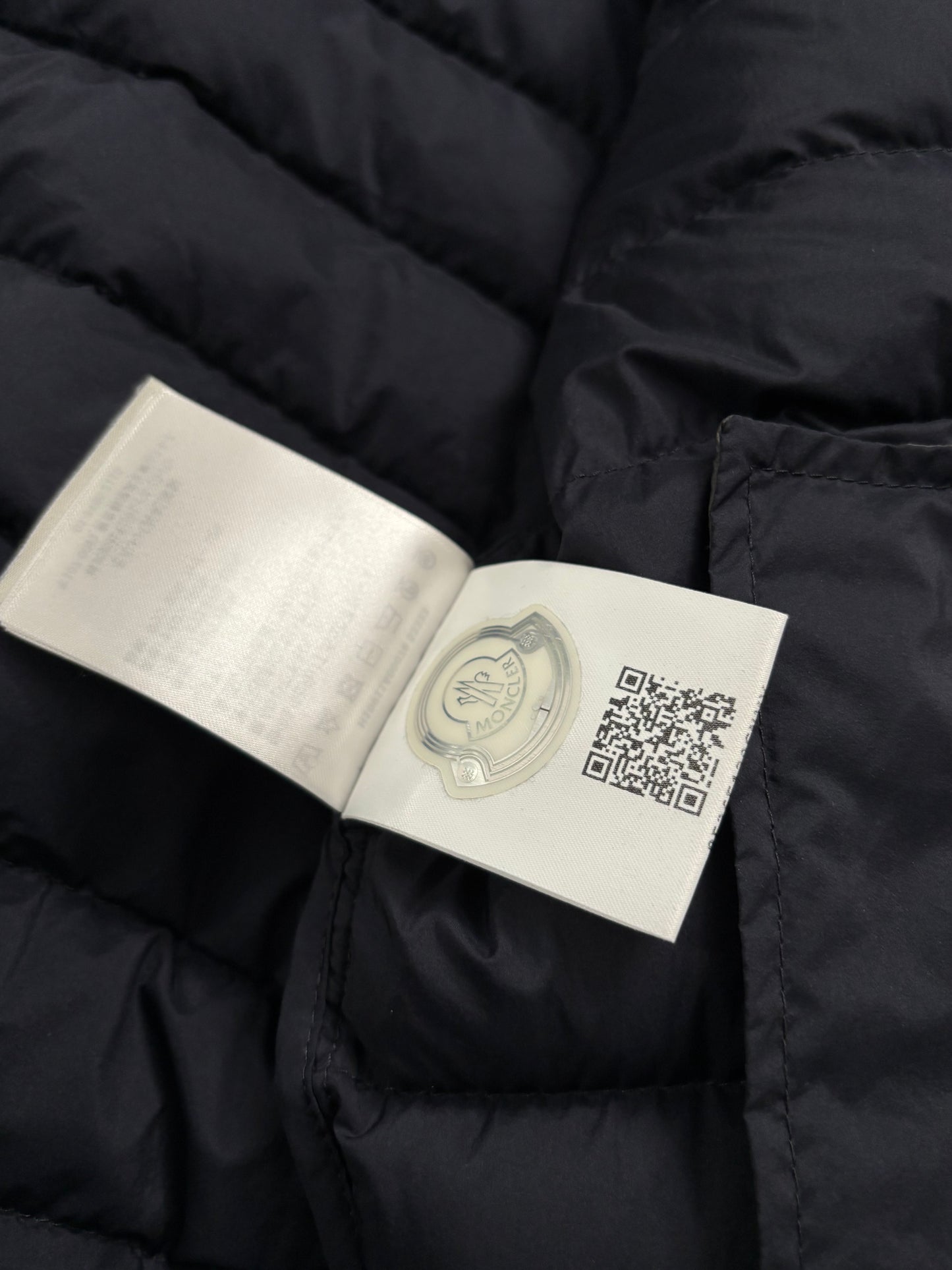 MONCLER EUS LIGHTWEIGHT DOWN JACKET