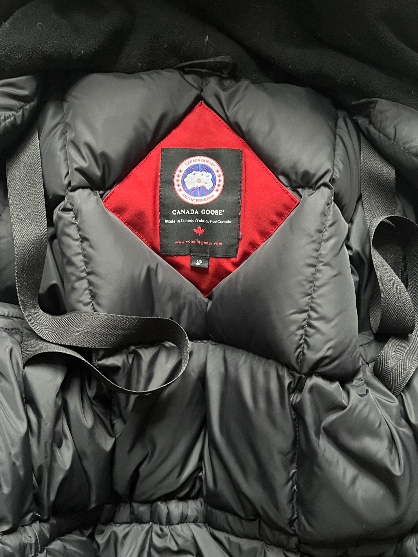 CANADA GOOSE WOMENS VICTORIA PARKA