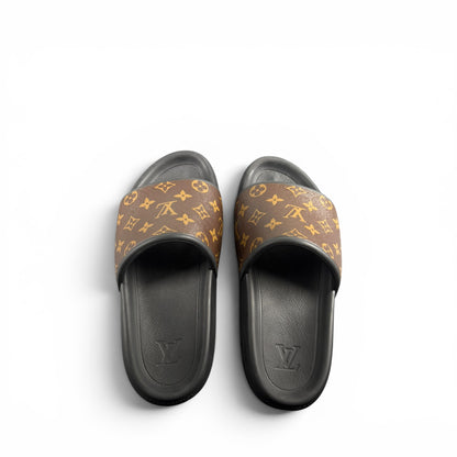 LOUIS VUITTON SLIDES