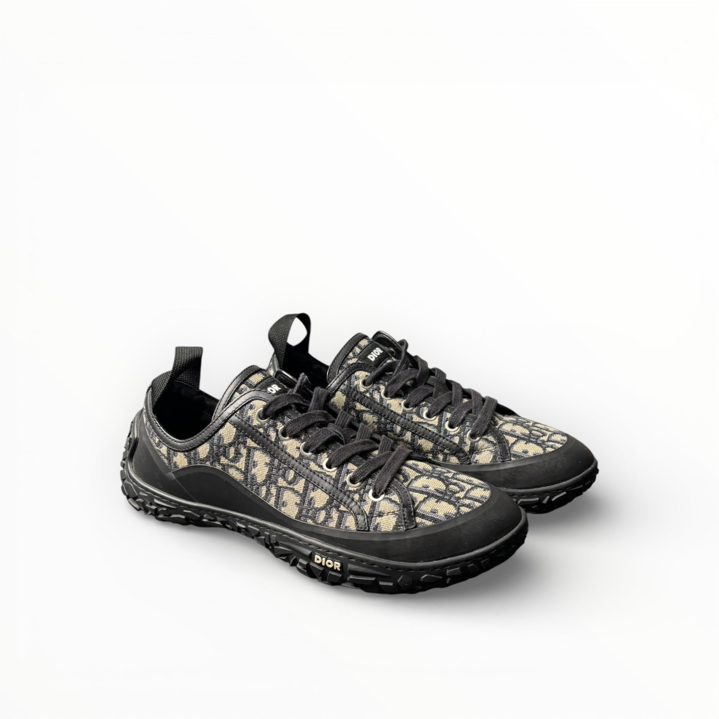 DIOR B28 SNEAKER