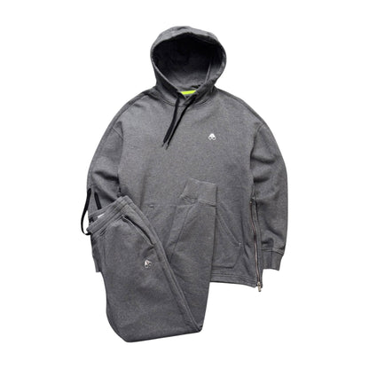 MOOSE KNUCKLES TRACKSUIT