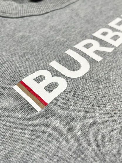 BURBERRY SWEATSHIRT