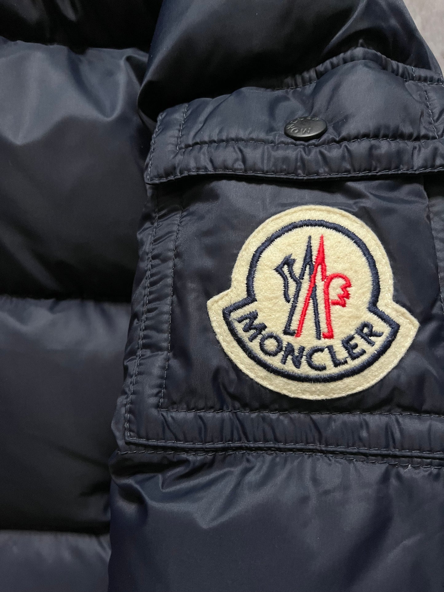 MONCLER HIMALAYA