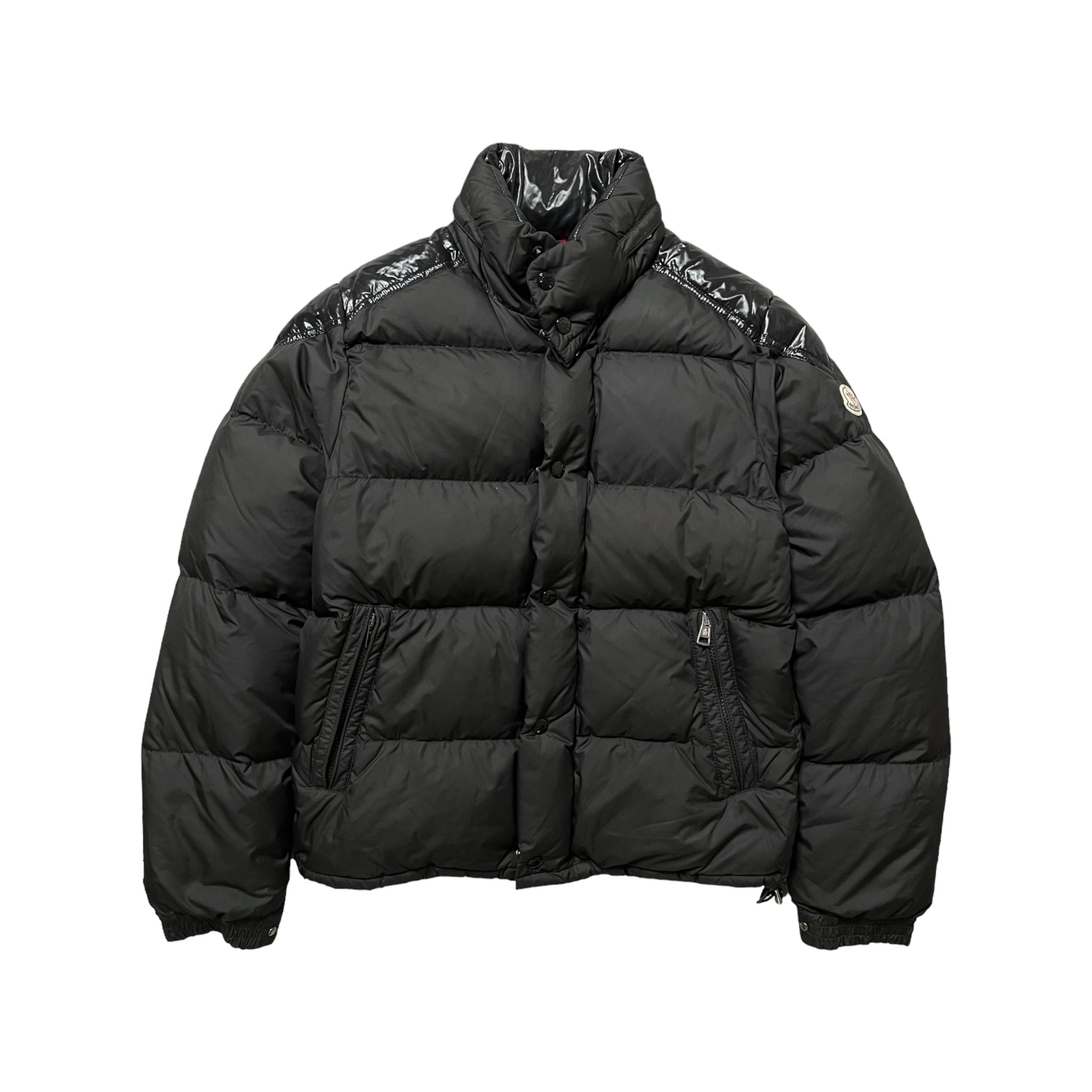 MONCLER LACBLANC – HYPESITEFIN