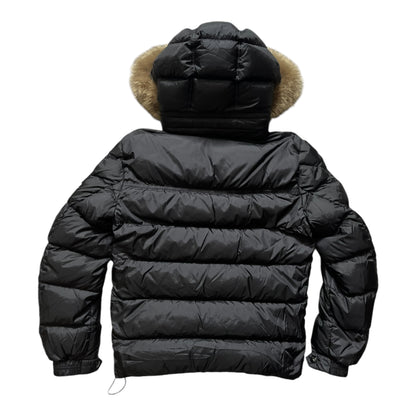 MONCLER MARQUE