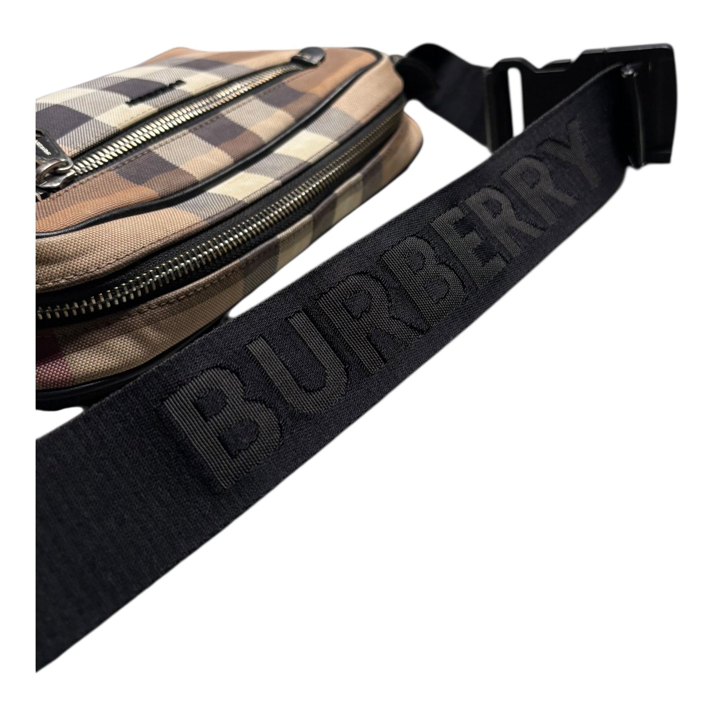 BURBERRY BELT BAG