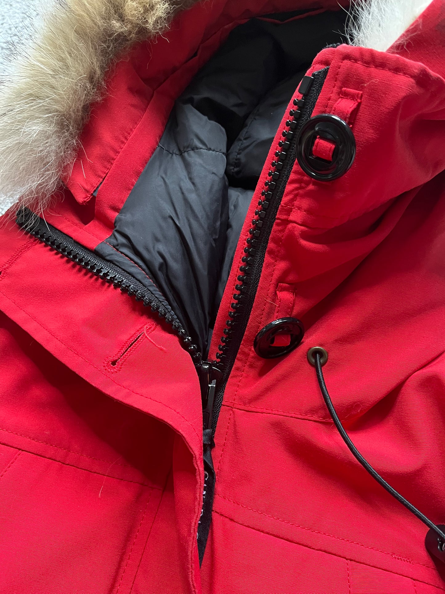 CANADA GOOSE WOMENS MONTEBELLO PARKA