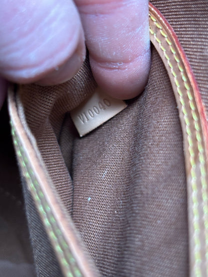 LOUIS VUITTON MONOGRAM ALMA HANDBAG